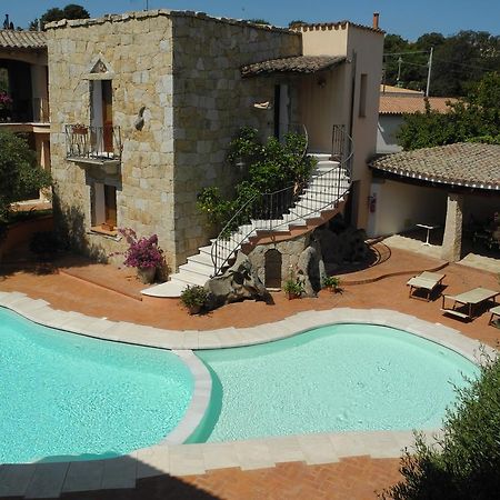 Hotel San Pantaleo Bagian luar foto