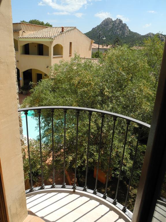 Hotel San Pantaleo Bagian luar foto