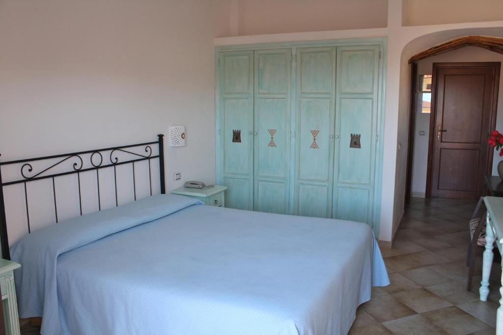 Hotel San Pantaleo Ruang foto